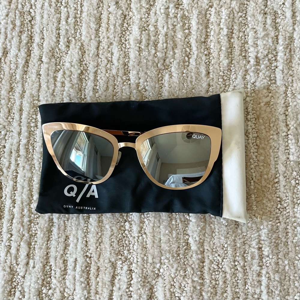 Quay “Super Girl” cat-eye sunglasses in rose gold